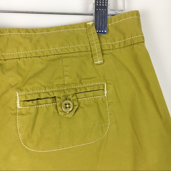 J. Crew Green City Fit Broken-In Chino Shorts Sz 6 - Picture 6 of 9